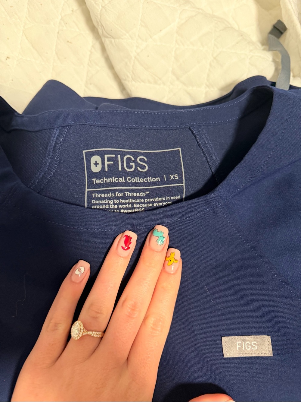 Figs Navy Petite Skinny Scrub Pants and top size XS for both - Picture 2 of 4
